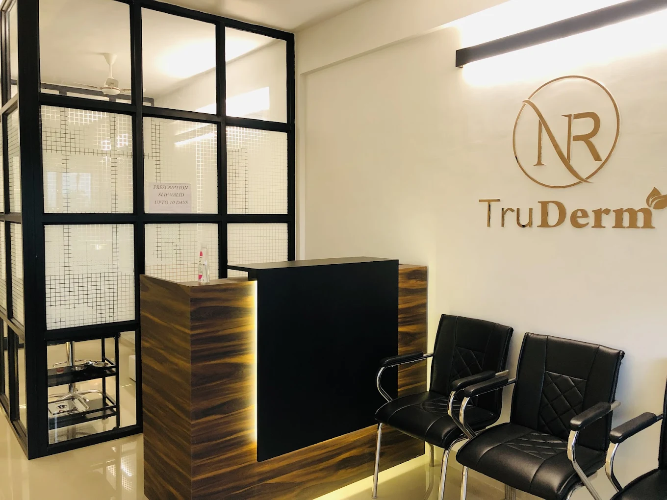 Premium skin clinic background